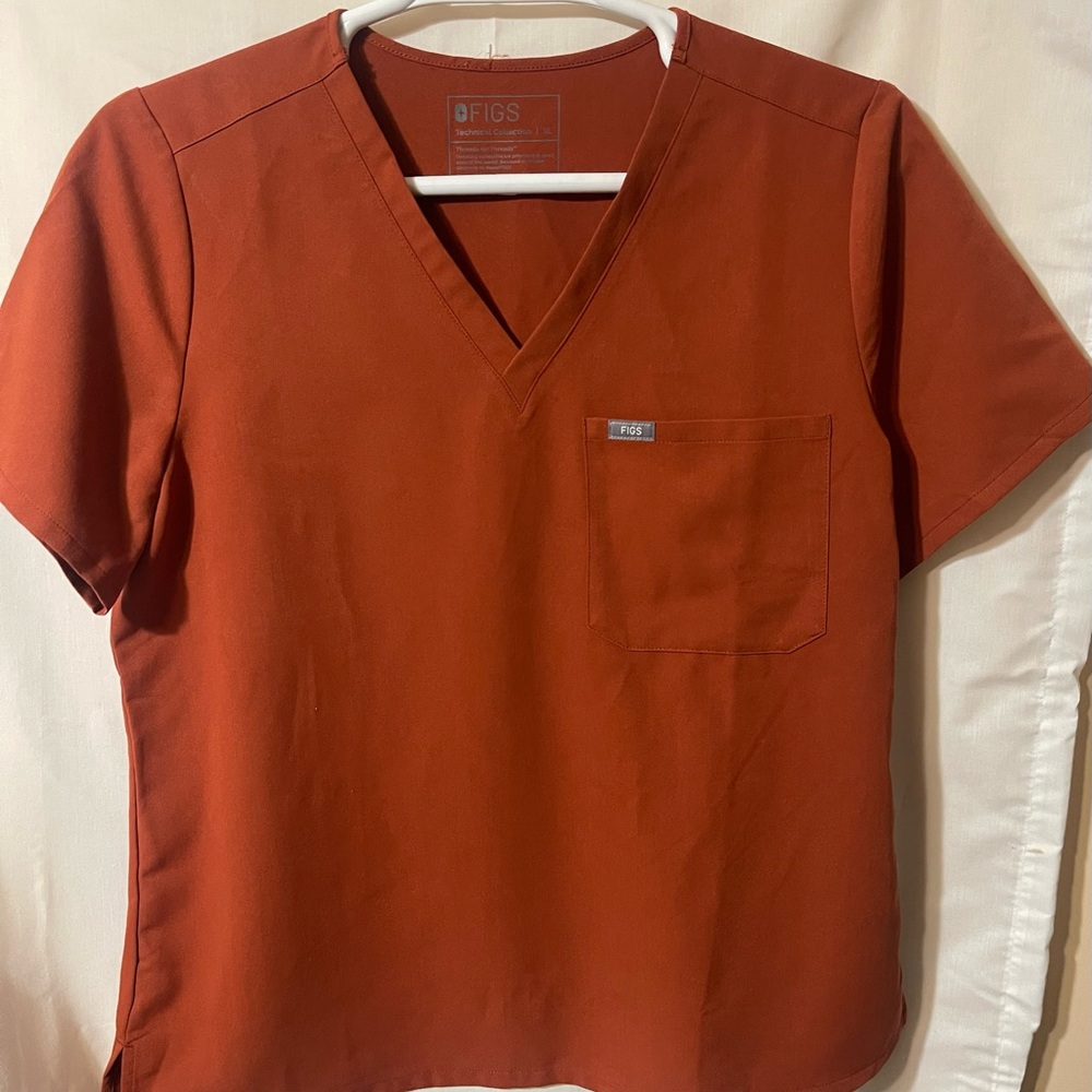 FIGS Men's Rust V-Neck Scrub Top